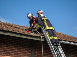 Manoeuvre protection contre les chutes