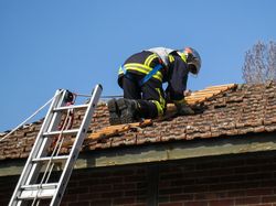 Manoeuvre protection contre les chutes