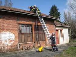 Manoeuvre protection contre les chutes