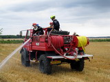 Manoeuvre feu de chaume